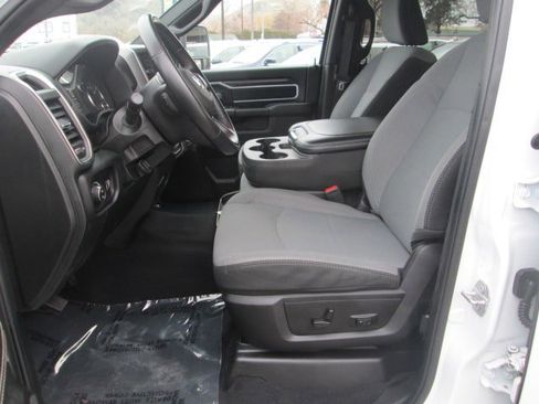 Used 2024 RAM 2500 Big Horn image 12