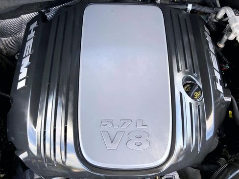 Used 2021 Jeep Grand Cherokee Trailhawk w/ Trailhawk Luxury Group AWD/4WD image 32
