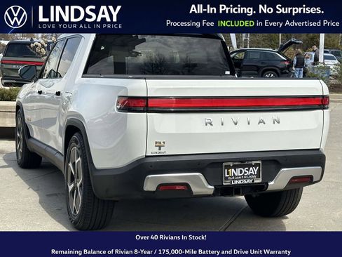 Used 2023 Rivian R1T Adventure image 5