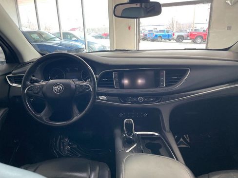 Used 2019 Buick Enclave Premium image 24