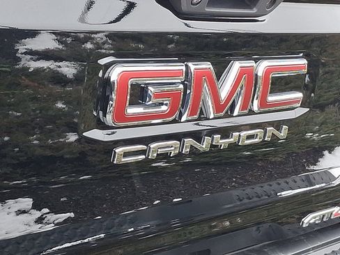 Used 2024 GMC Canyon AT4X image 30