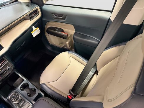 New 2026 Ford Maverick Lariat image 23