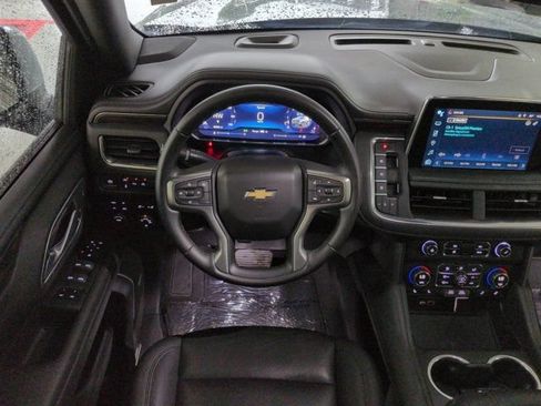 Used 2023 Chevrolet Suburban LT AWD/4WD image 15
