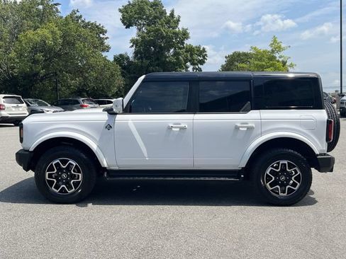 Used 2025 Ford Bronco Outer Banks AWD/4WD image 10