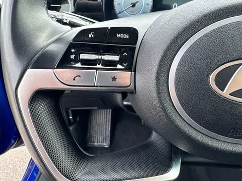 Used 2024 Hyundai Elantra Limited FWD image 12