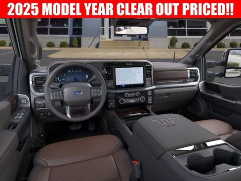 New 2025 Ford F350 King Ranch w/ Chrome Package image 9