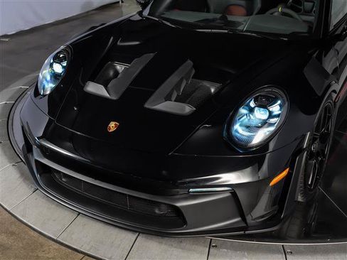 Certified 2025 Porsche 911 GT3 RS RWD image 30