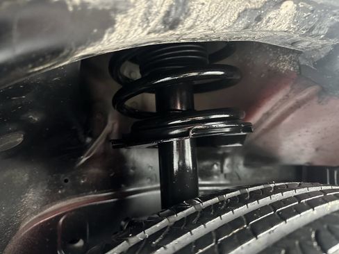 Used 2003 Ford Escape XLS image 10