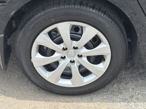 New 2026 Toyota Corolla LE FWD image 17