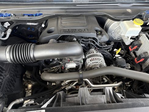 Used 2021 RAM 1500 Big Horn image 10