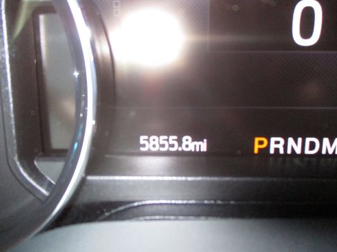 Used 2022 Ford F250 Lariat w/ Lariat Ultimate Package AWD/4WD image 22