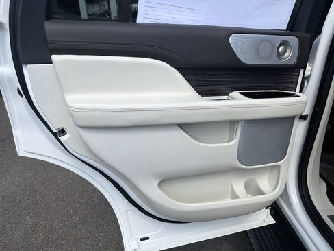 Certified 2023 Lincoln Navigator Black Label AWD/4WD image 13