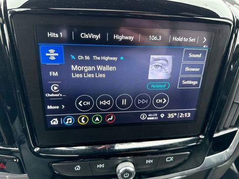 Used 2023 Chevrolet Traverse RS image 16