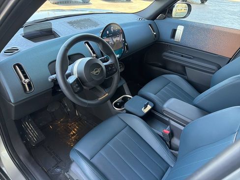 Used 2025 MINI Cooper Countryman S w/ Comfort Package Max AWD/4WD image 9