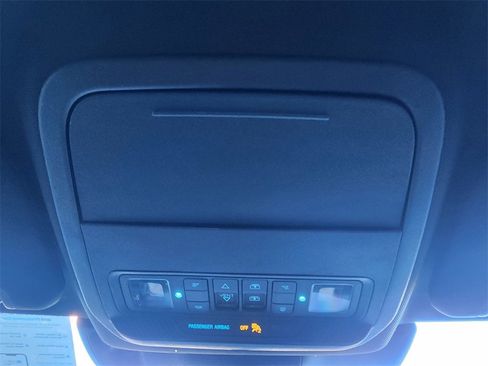 Used 2020 Ford Explorer Limited w/ Class III Trailer Tow Package image 24