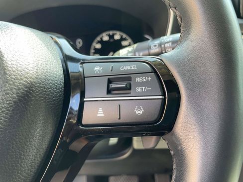 Used 2023 Honda Pilot EX-L image 11