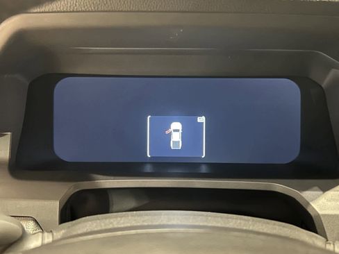 Used 2025 Toyota Tacoma TRD Off-Road image 22