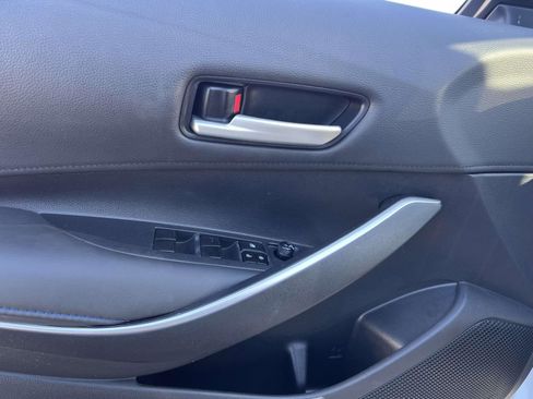 Used 2020 Toyota Corolla SE image 17