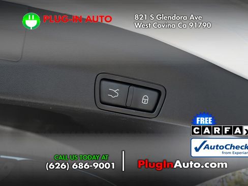 Used 2021 Alfa Romeo Stelvio Ti w/ Premium Package image 12