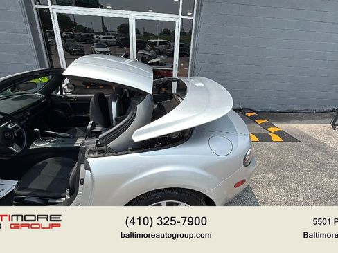 Used 2008 MAZDA MX-5 Miata Touring RWD image 21