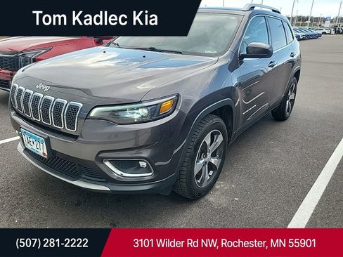 Used 2019 Jeep Cherokee Limited image 1