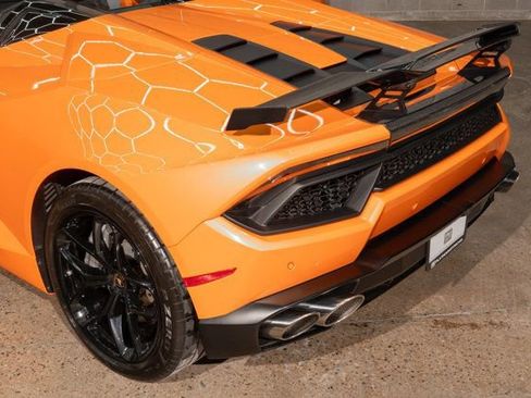 Used 2019 Lamborghini Huracan LP 580-2 image 35