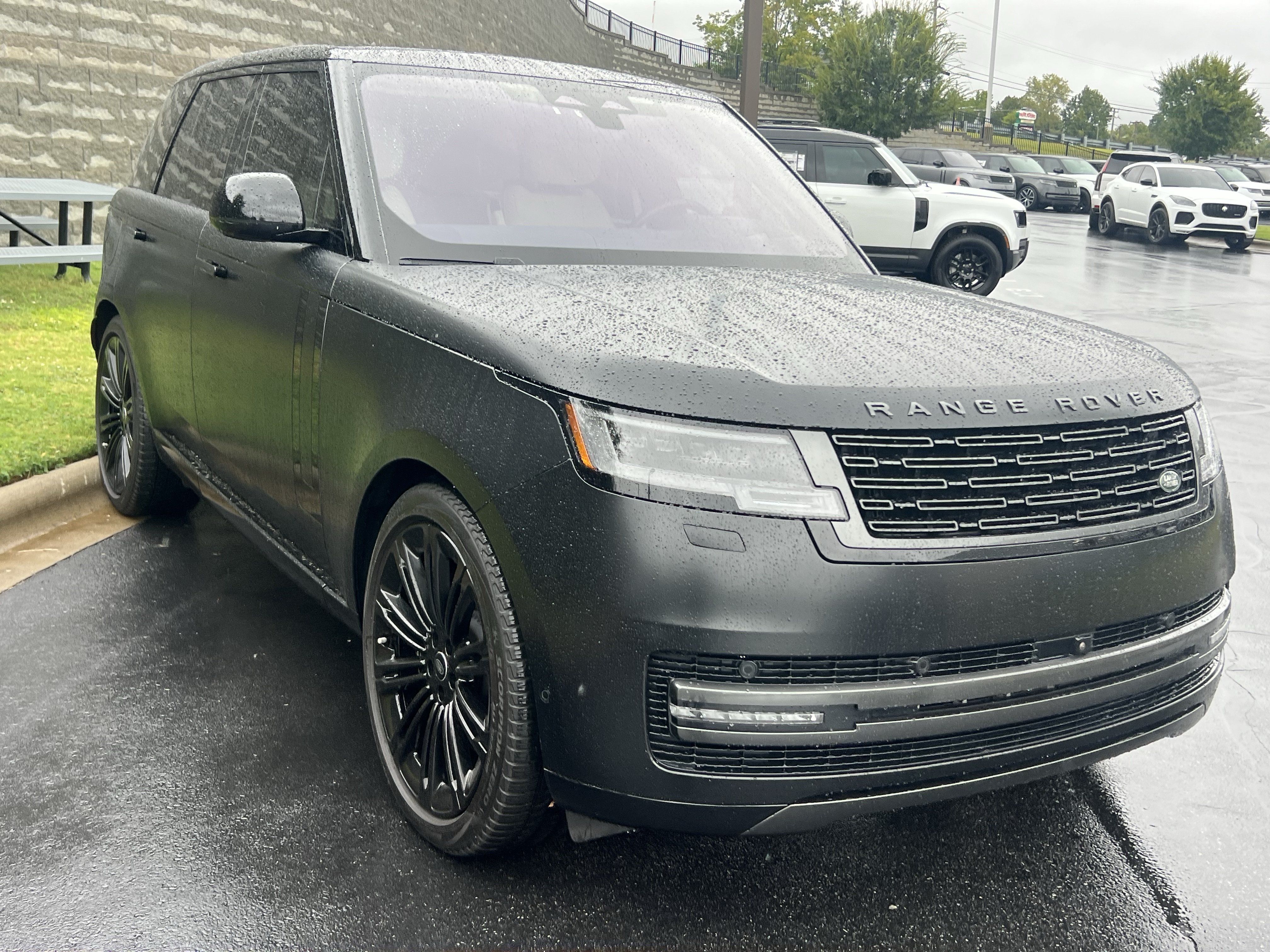 Certified 2023 Land Rover Range Rover First Edition AWD/4WD image 9