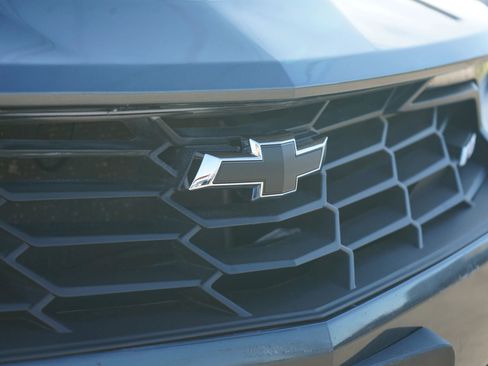 Used 2019 Chevrolet Camaro LT w/ RS Package image 6