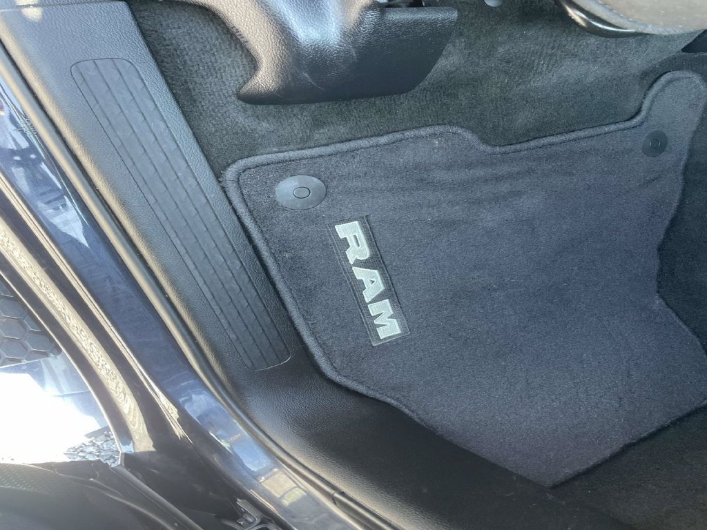 Used 2021 RAM 1500 Big Horn AWD/4WD image 33