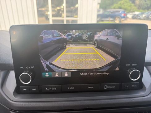 Used 2025 Honda Accord LX image 9