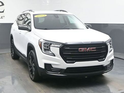 Used 2023 GMC Terrain SLE w/ Driver Convenience Package FWD image 51