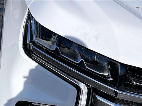 Used 2024 Chevrolet Tahoe LT image 28