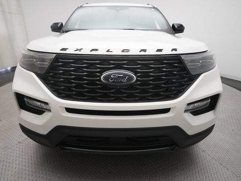 Used 2022 Ford Explorer ST-Line AWD/4WD image 22