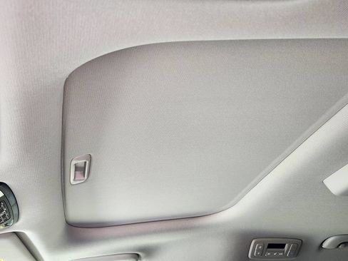 New 2026 Kia Carnival SX FWD image 21