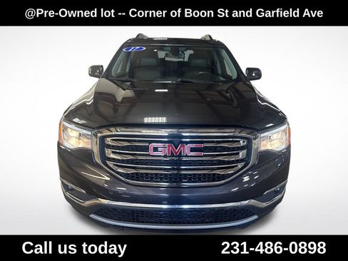 Used 2017 GMC Acadia SLT AWD/4WD image 8