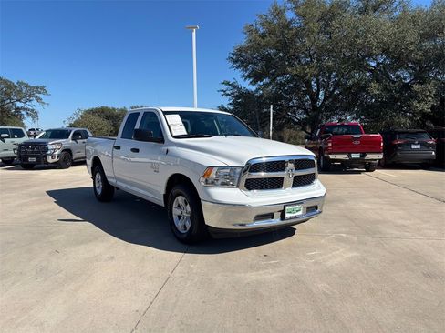 Used 2024 RAM 1500 Classic SLT image 6