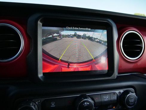 Used 2020 Jeep Wrangler Unlimited Rubicon AWD/4WD image 20