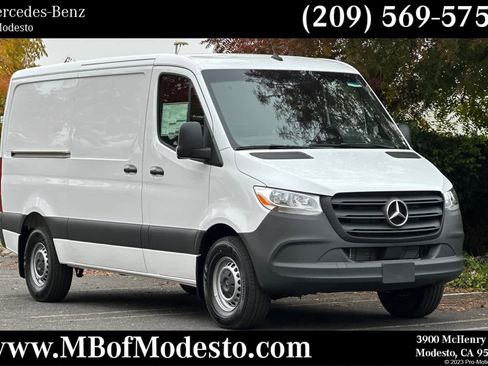 New 2026 Mercedes-Benz Sprinter 2500 image 1