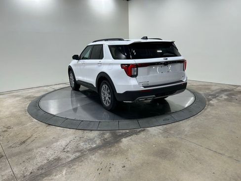 New 2026 Ford Explorer Active w/ Active Comfort Package AWD/4WD image 8