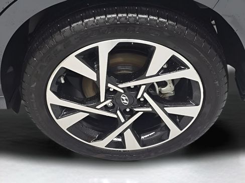 Certified 2022 Hyundai Kona Limited AWD/4WD image 42