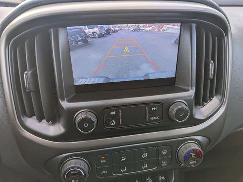 Used 2022 Chevrolet Colorado Z71 image 15