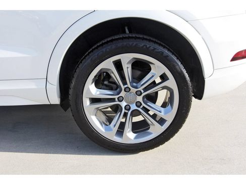 Used 2018 Audi Q3 2.0T Premium w/ Convenience Package FWD image 33