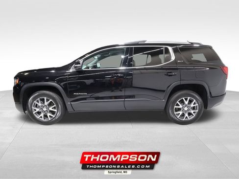Used 2023 GMC Acadia SLT w/ Preferred Package FWD image 1