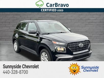 Used 2023 Hyundai Venue SE w/ Cargo Package