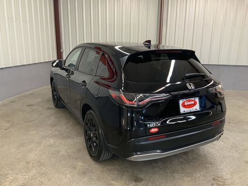 Used 2023 Honda HR-V Sport image 14