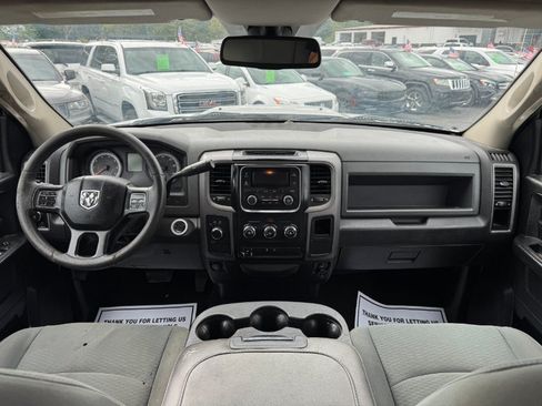 Used 2018 RAM 1500 Express AWD/4WD image 20