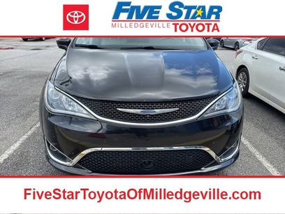 Used 2018 Chrysler Pacifica Touring-L Plus w/ Advanced Safetytec Group