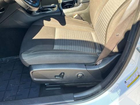 Used 2023 Dodge Charger SXT image 14