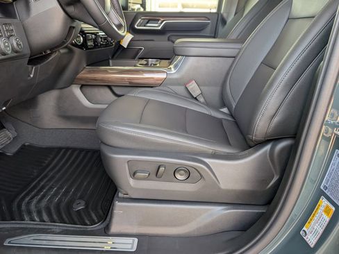 New 2026 Chevrolet Silverado 2500 LT w/ Trail Boss Package AWD/4WD image 9