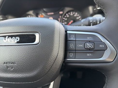 New 2026 Jeep Compass Limited image 17